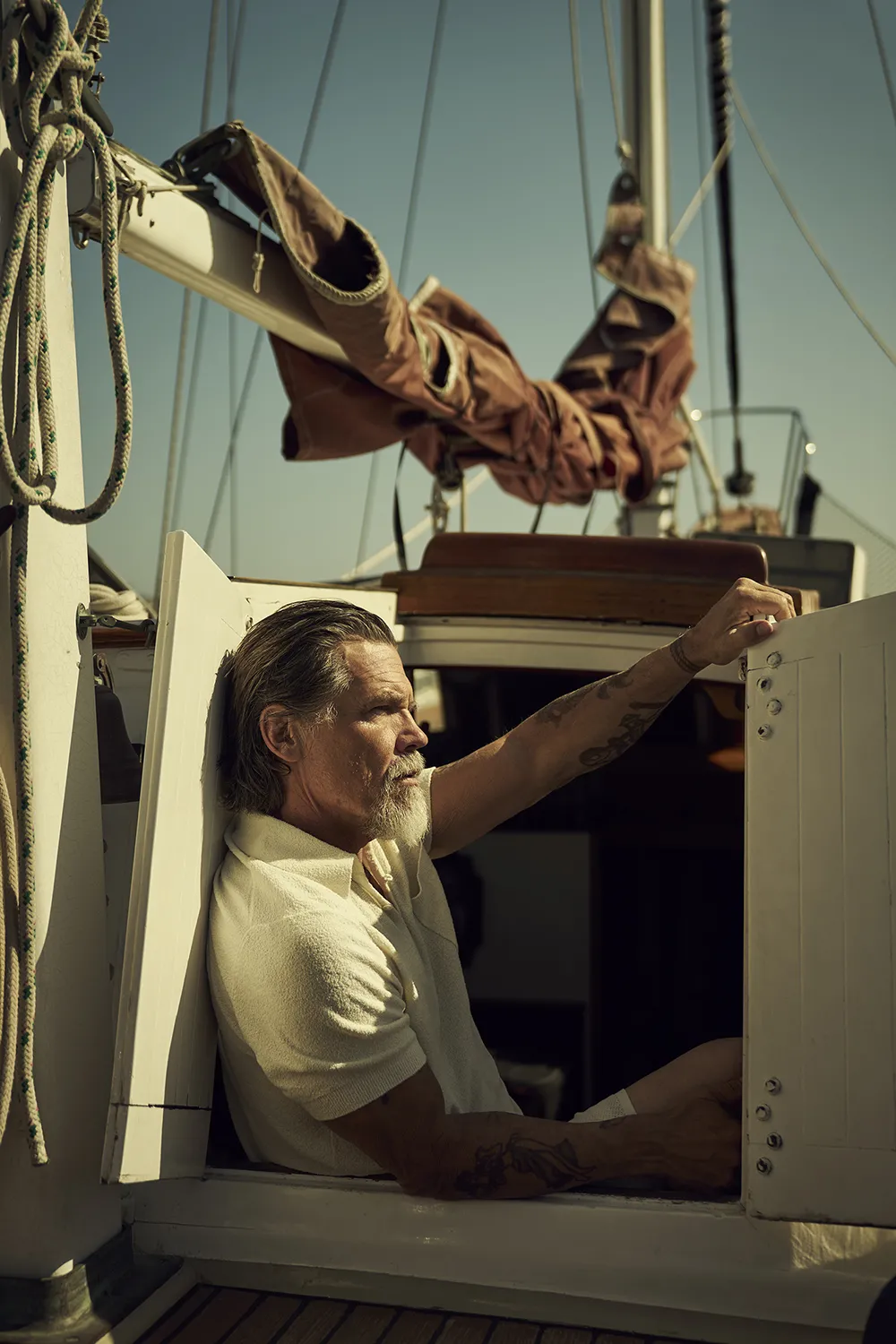 Brian Bowen Smith photographs Josh Brolin for The Rake | COPIOUS